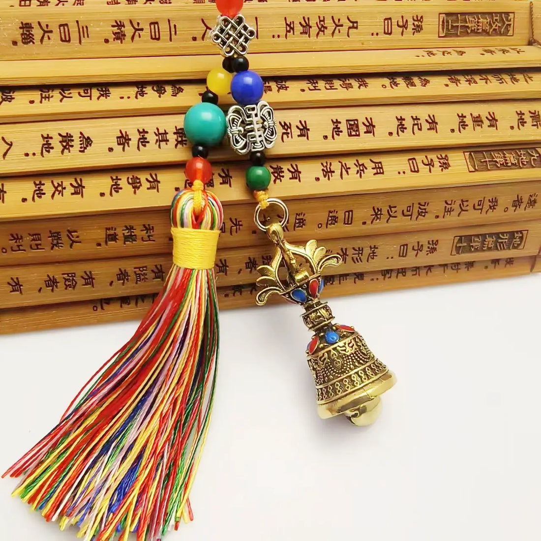 amuleta clopotul enrgiilor pozitive