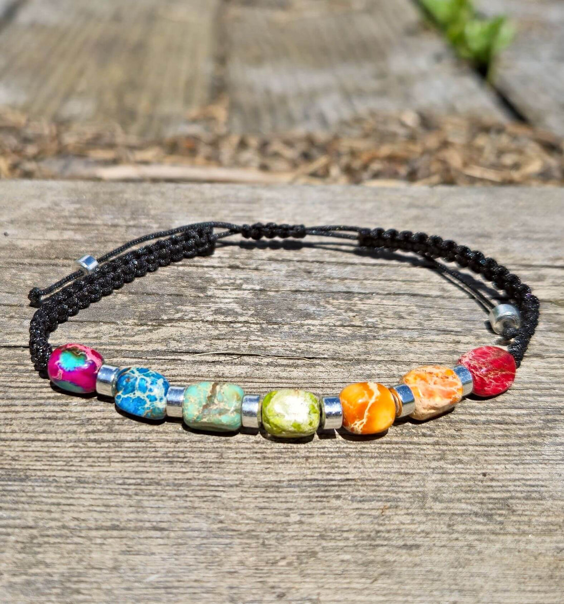 bratata jasp imperial in culorile celor 7 chakre