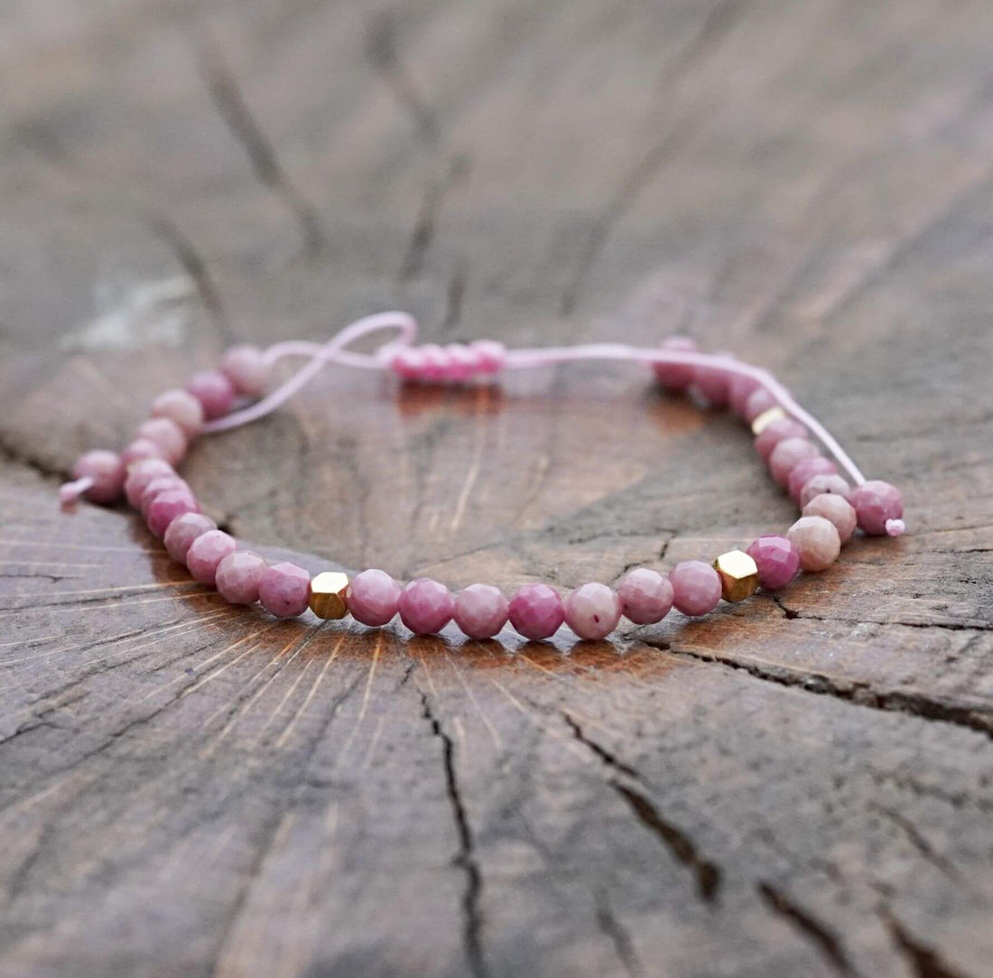 bratara cu cristale din rodonit fatetat (4mm)