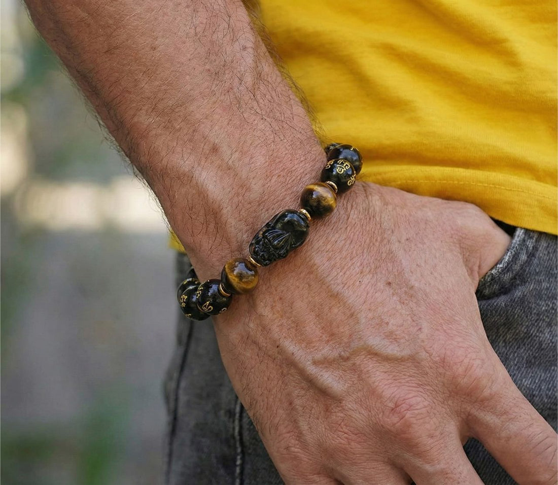 Bratara Feng Shui cu Pi Xiu din Obsidian Auriu si Mantre Norocoase