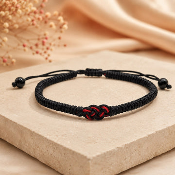 Brățară Tibetană „Nodul Destinului” – Varianta Neagră, Talisman pentru Protecție, Stabilitate și Claritate, Mărime Reglabilă