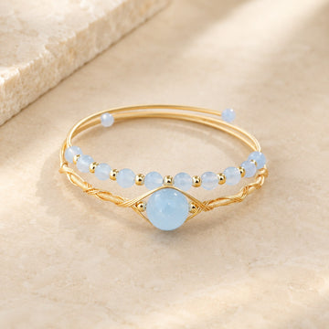 Brățară Bangle „Azure Breeze” cu Acvamarin, Finisaj Auriu, Design Reglabil pe Două Rânduri