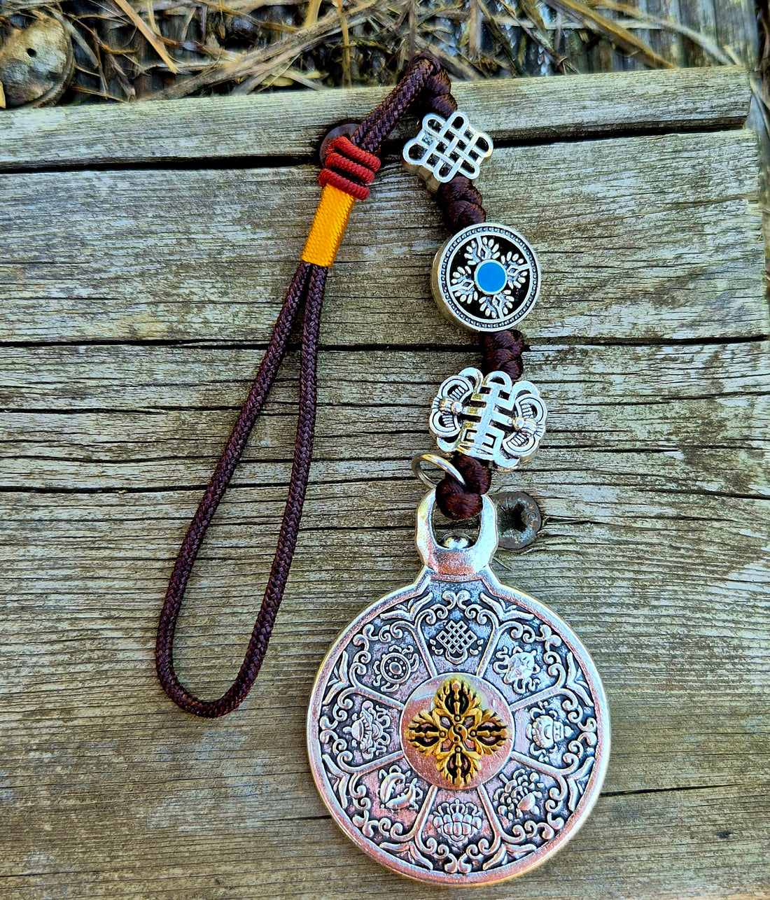 Amuleta tibetana pentru protectie si succes