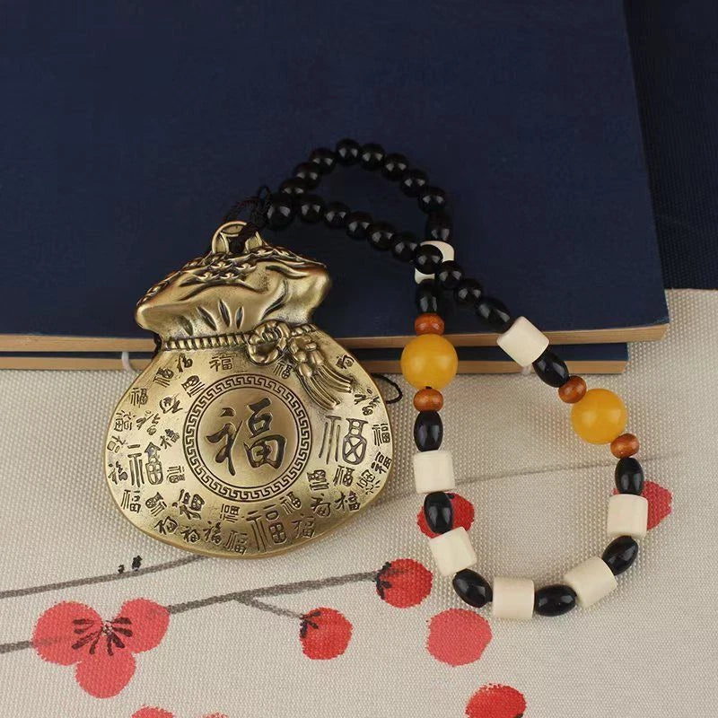 amulet sacul banilor 2026