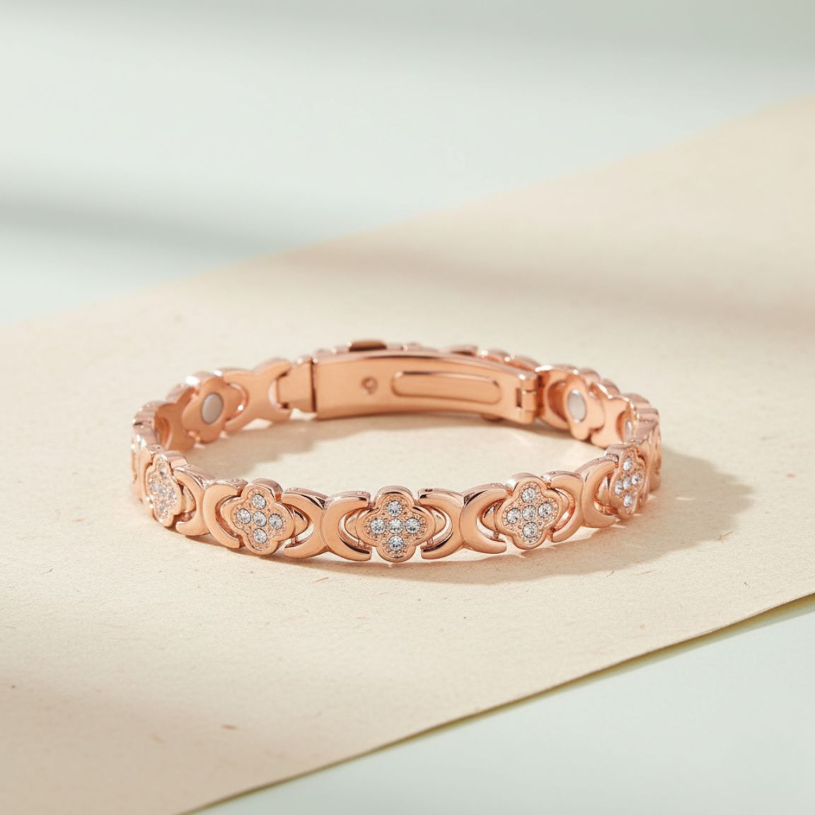 bratara din cupru pentru femei , trifoi norocos, cu cristale de zirconiu